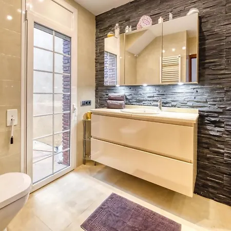 Sleeps 10 Pool Wifi Lloret de Mar